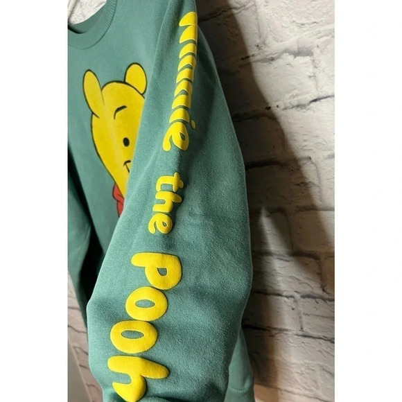 Disney Winnie the Pooh Crew Neck Sweater XS. - Picture 3 of 5